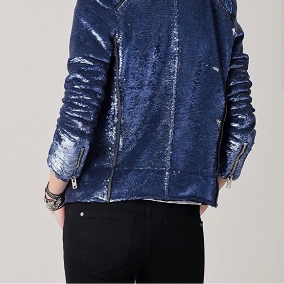***SOLD*** IRO Dylan sequined embellished Blue Jacket Size 1 US 6 - Picture 4 of 5